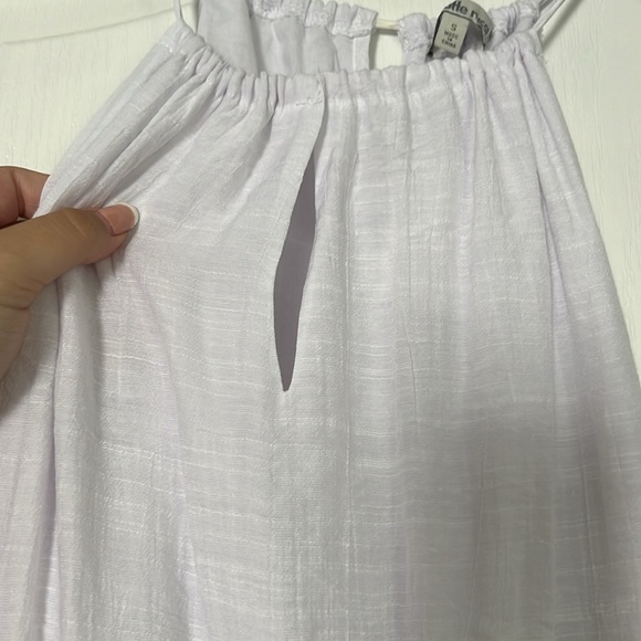 White halter top dress - Picture 2 of 5